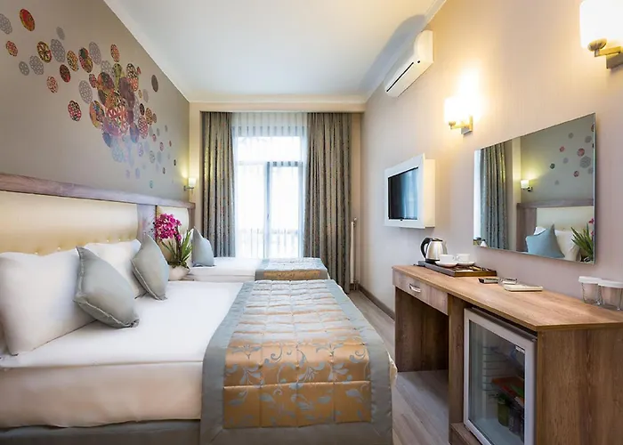 Hotel Fatih Corner 3*