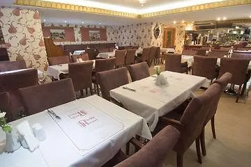 ファティ コーナー ホテル